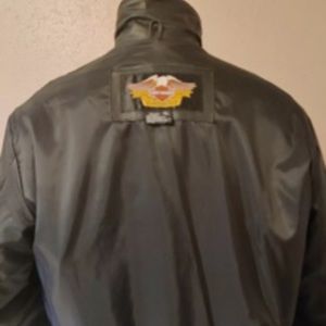 Men’s XL Harley Davidson leather jacket.
